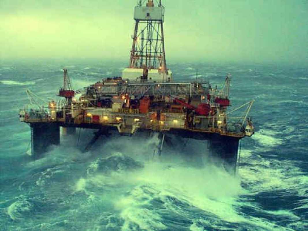 transocean-weighing-the-pros-and-cons-transocean-ltd-nyse-rig